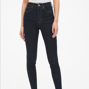 Gap Revolution High Rise Skinny Jean 26R
